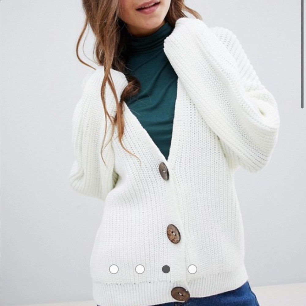Baggy button sweater